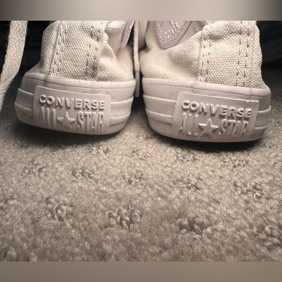 Kids white converse - Picture 5 of 6